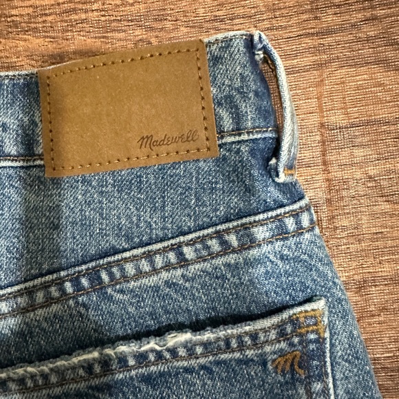 Madewell The Dadjean in Brockport Wash: Ripped Edition - Picture 10 of 16